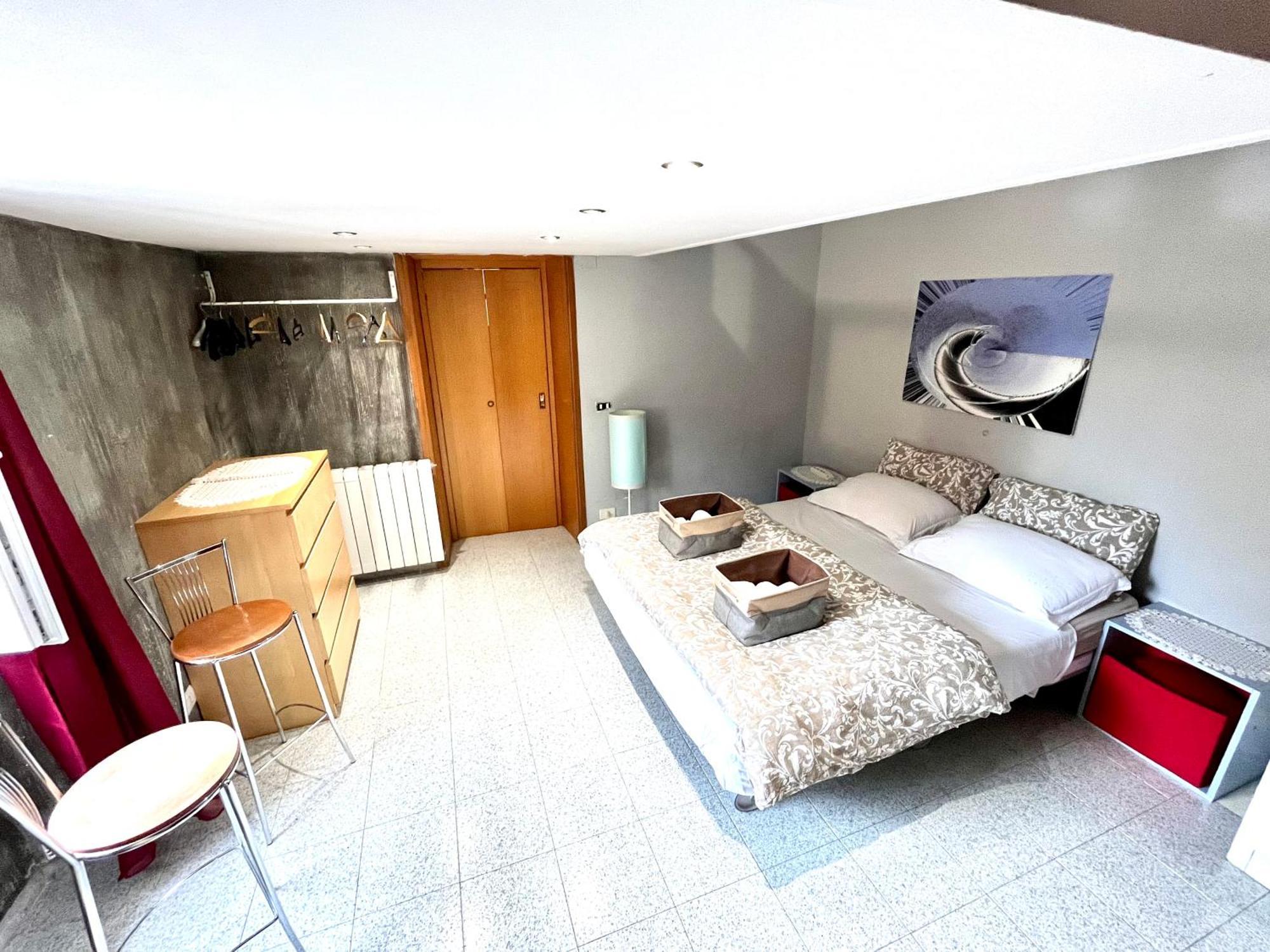 Romuhouse Economy Apartment Metro B Экстерьер фото